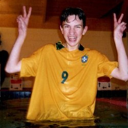 Footie kit in pool