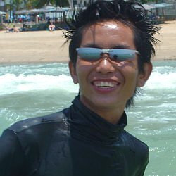 surfing bodyboarding wet swim shirt red